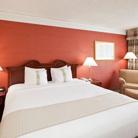 Holiday Inn Cleveland-Mayfield By Ihg Exteriér fotografie
