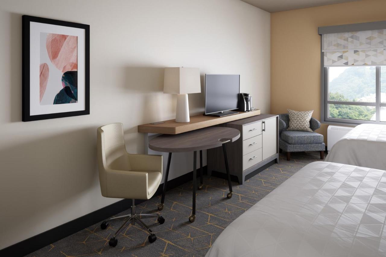 Holiday Inn Cleveland-Mayfield By Ihg Exteriér fotografie