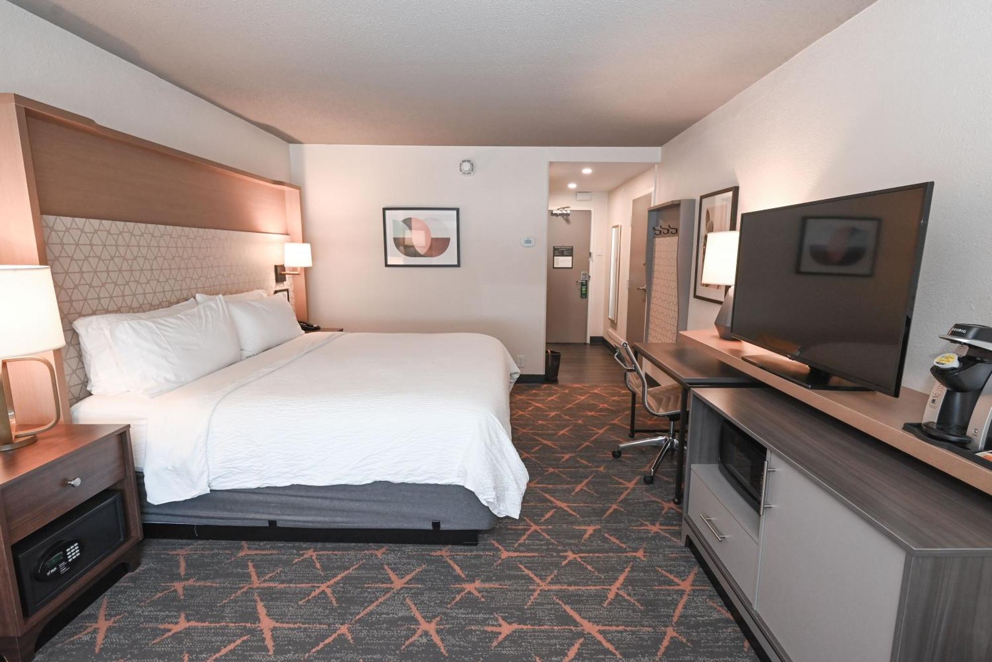 Holiday Inn Cleveland-Mayfield By Ihg Exteriér fotografie